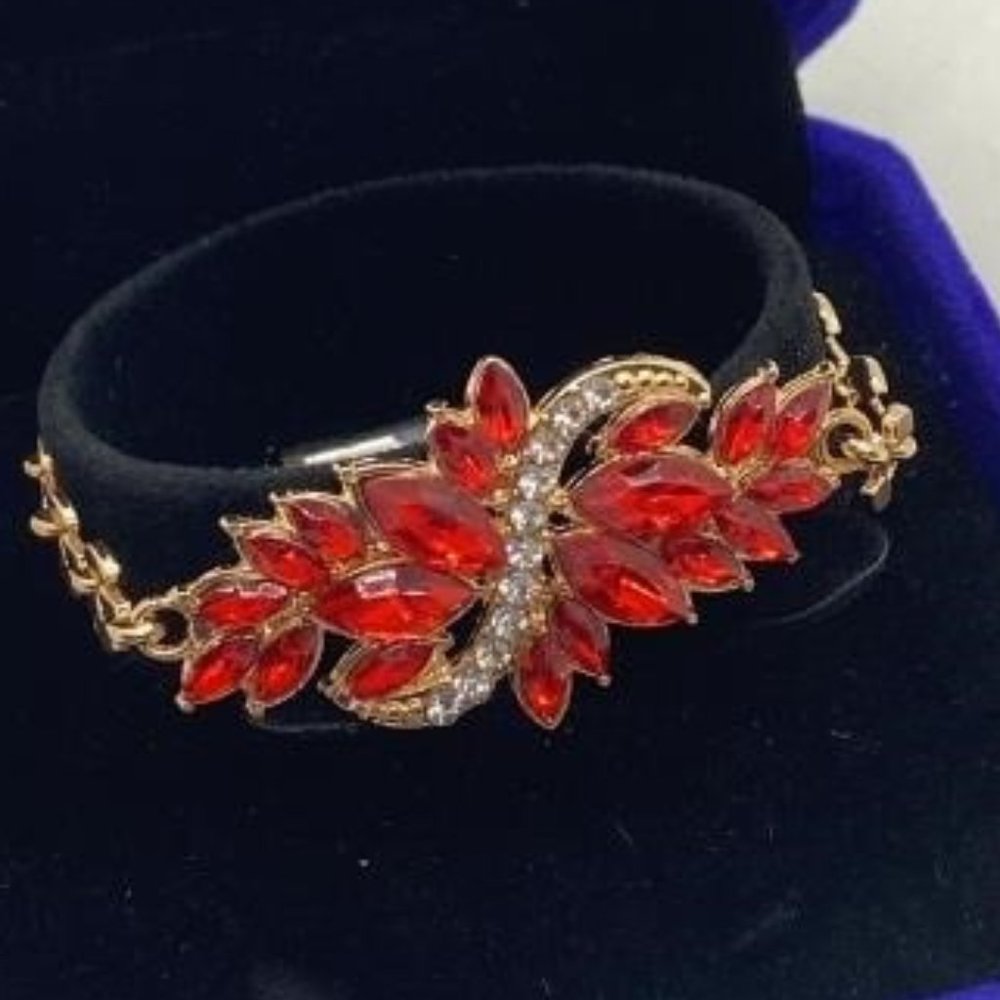 Vintage rhinestone bracelet